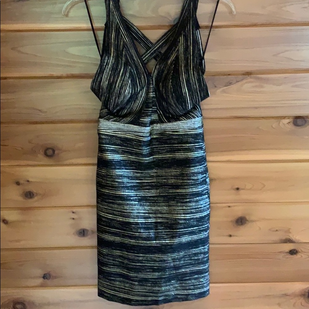 Never worn Nicole Miller dress black and gold